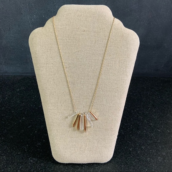 Stella & Dot Rebel Cluster Necklace - Picture 3 of 3